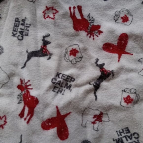 -White Red Holiday NIghtgown Size Small 4-6 - Picture 2 of 2